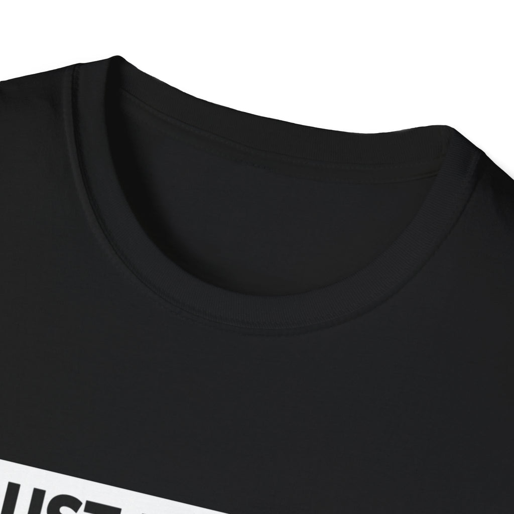 Golda's Trust no One  T-Shirt